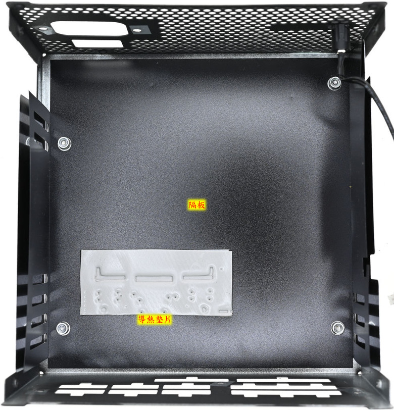 點我看大圖 支援ATX3.1及ATX12VO雙標準的ENERMAX PlatiGemini 1200W白金全模組化電源開箱