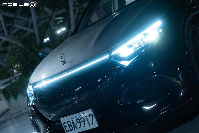 Mercedes-Maybach EQS 680 SUV Night Series 試駕｜黑夜裡更閃亮動人的電動休旅旗艦！