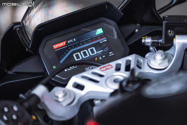 Aprilia RS 457試駕｜藏不住的武鬥派熱血！同級最強雙缸小獅王！