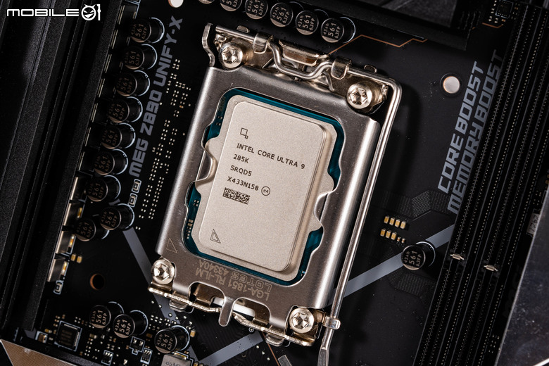 Intel Core Ultra 9 285K 處理器效能實測 多核心效能猛進但仍需軟體更新的轉身之作
