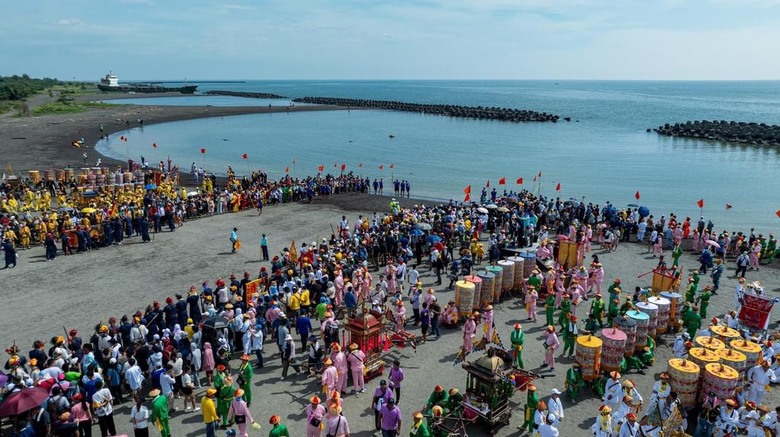 騎遊東港迎王祭典(順風相送)送王篇