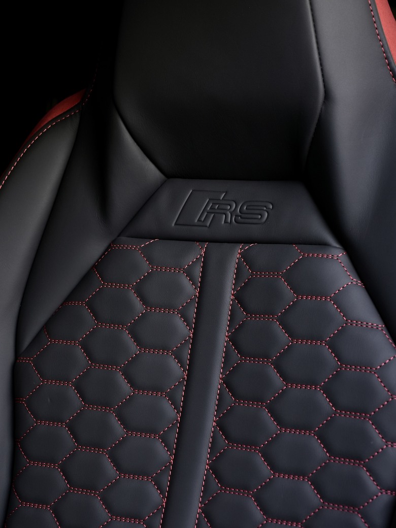 Audi RS Q3 Sportback｜磐石灰 Nardo Gray T3｜交車照片分享