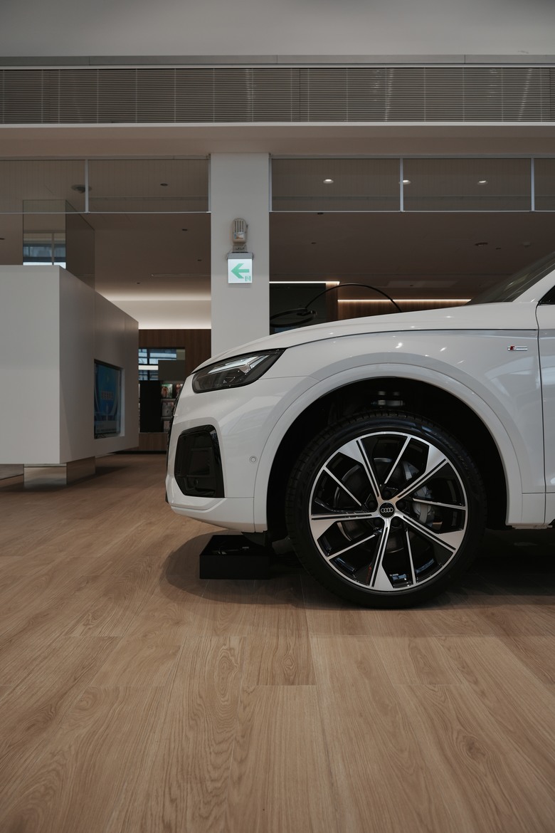 Q5 Sportback 40 TFSI quattro S line Black Edition｜金屬冰川白 Glacier White｜實車照片分享