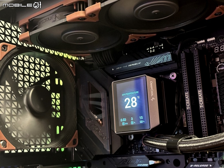 無光黑色信仰貓頭鷹 ft. Antec C7 ARGB