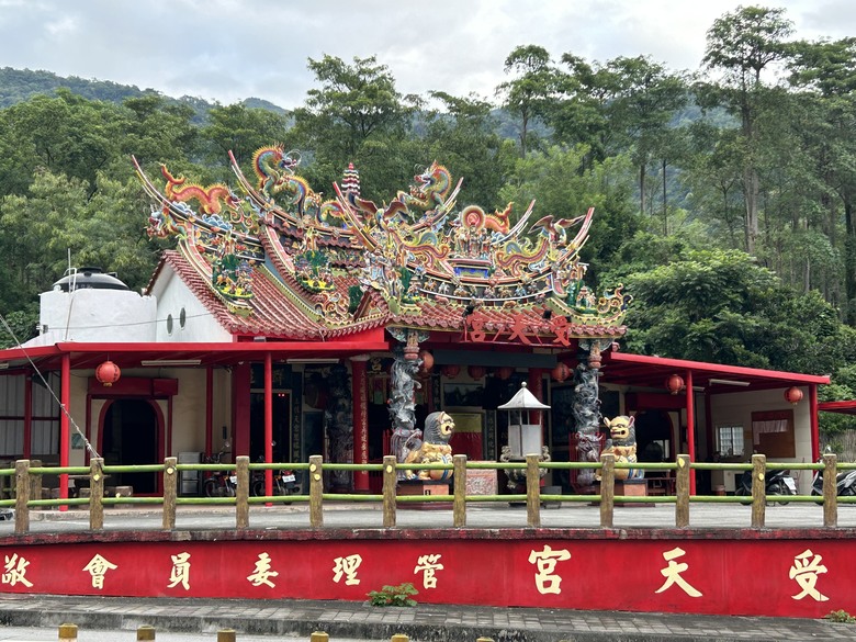 登山健行最親民的知本白玉瀑布
