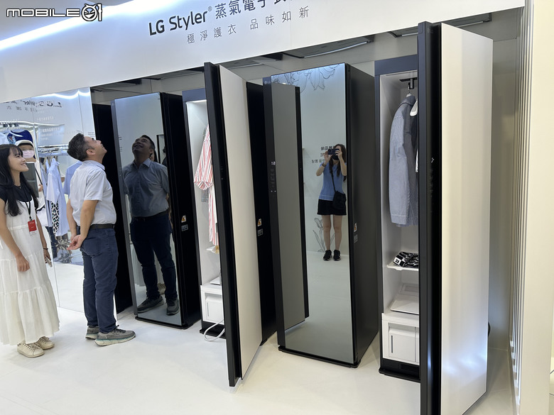 【現場體驗】LG Styler 蒸氣電子衣櫥第二代,內建高壓蒸氣掛燙機,AI護理衣物