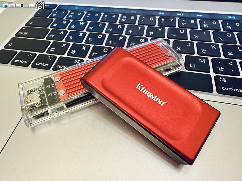 數位時代必備的隨身部品！Kingston XS1000 2TB 外接SSD硬碟 真實測試！