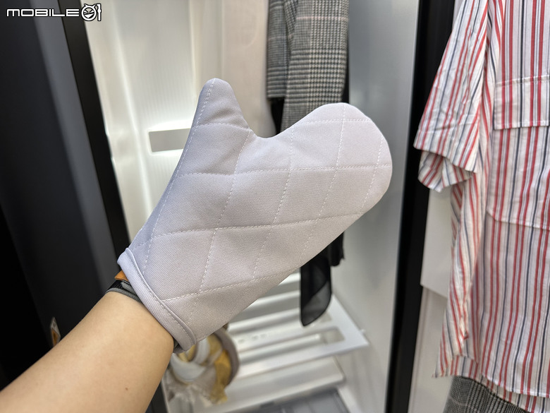 【現場體驗】LG Styler 蒸氣電子衣櫥第二代，內建高壓蒸氣掛燙機，AI護理衣物