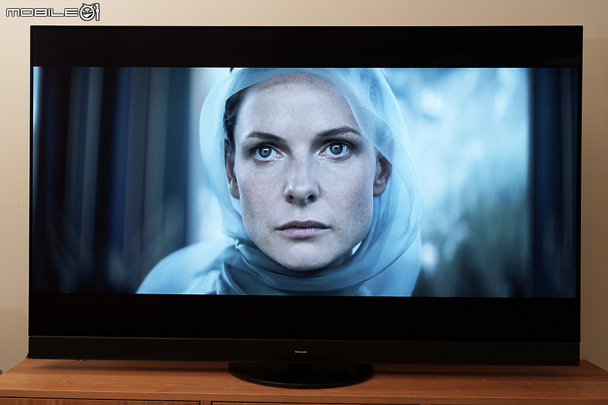 Panasonic TV-65Z95AGT 智慧型顯示器｜OLED 技術結合全新 Fire TV 打造極致視聽娛樂