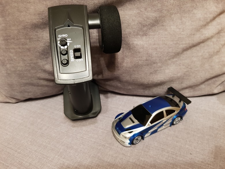 4驅甩尾、飄移小車分享,1/43 JIABAILE