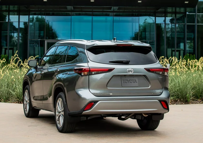 Toyota Highlander歡慶上市25週年 小幅升級還推出限量版本！