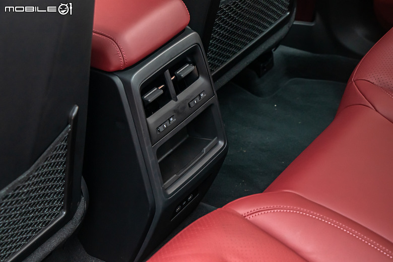 Porsche Macan 純電大改款試駕｜重新定義純電休旅的操控天花板！
