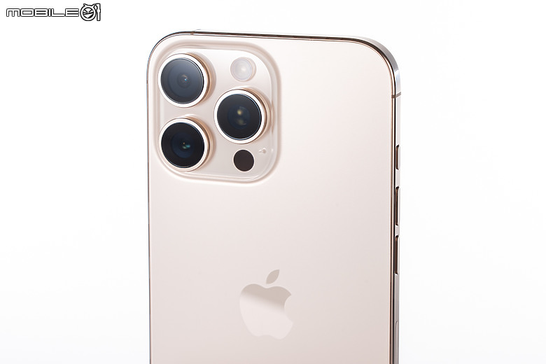 iPhone 16 Pro Max / S24 Ultra相機比較|旗艦對決的前哨戰!