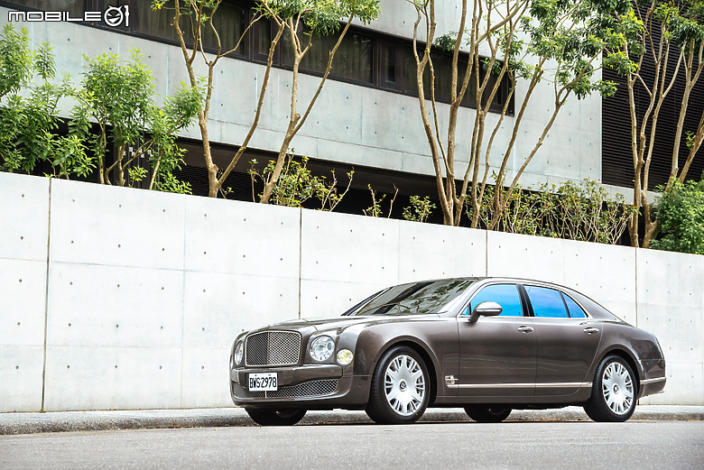 特別企劃|品牌旗艦房車的承先啟後,關於Bentley Flying Spur與Mulsanne的世代傳承!