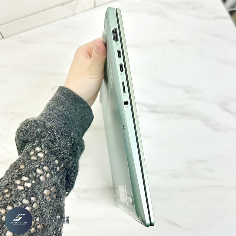 開箱&分享 華碩 a豆 14 Air 輕薄筆電🖥️(實拍附開箱影片)