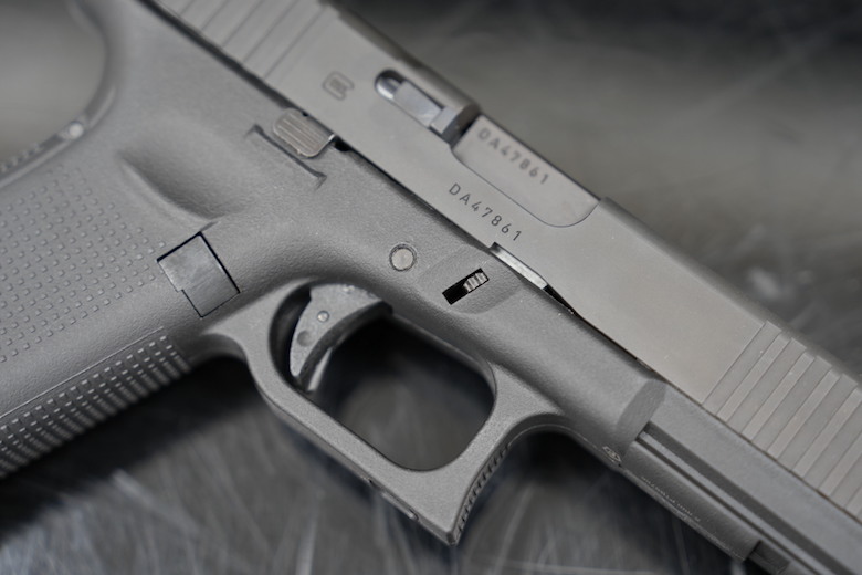 經典進化再現! GHK Glock 17 Gen5 MOS 鋼製滑套版空氣軟槍開箱