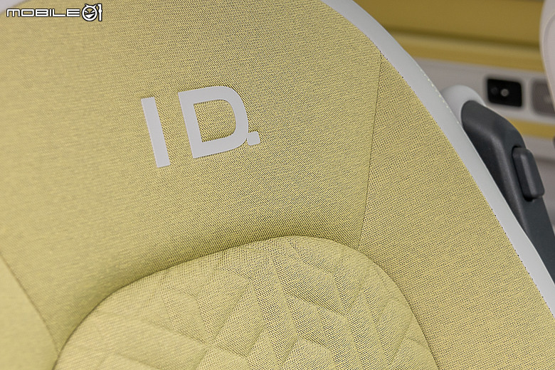 Volkswagen ID.Buzz 德國試駕｜滿滿創意、處處討喜的純電七人小巴！