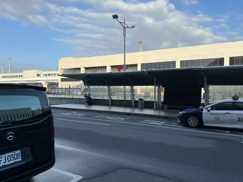 傳聞中桃園機場的測速照相