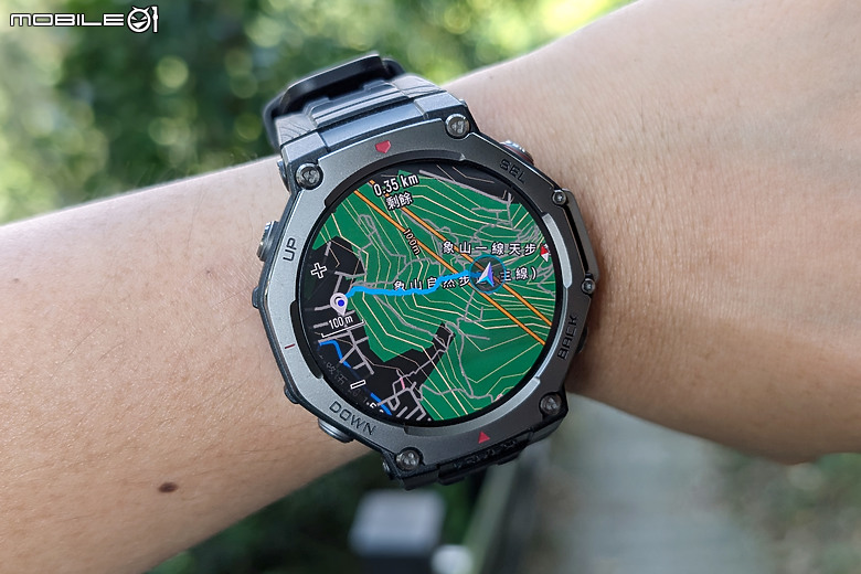 華米 Amazfit T-Rex 3 軍規運動手錶｜風格硬派，專為戶外探險而生！