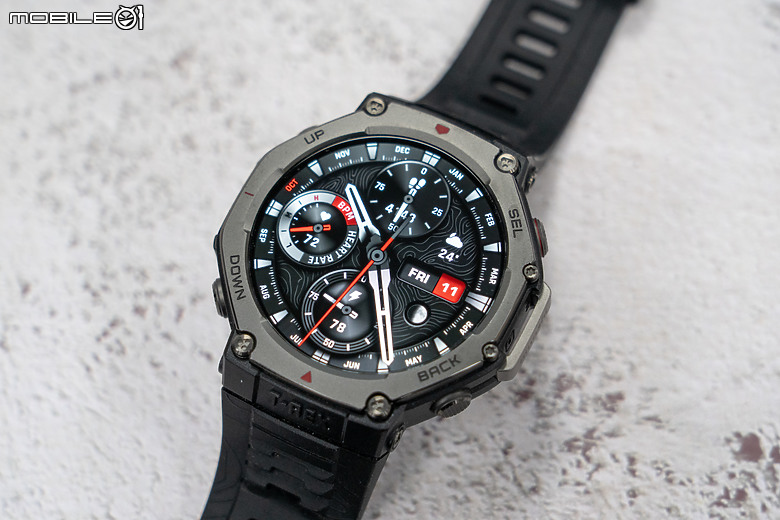 華米 Amazfit T-Rex 3 軍規運動手錶｜風格硬派，專為戶外探險而生！
