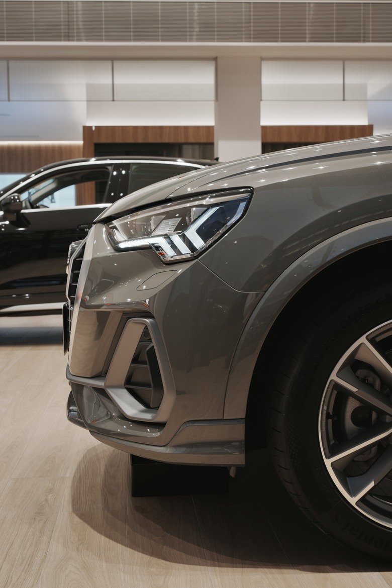 Audi Q3 40 TFSI quattro S line｜金屬克洛諾斯灰 Chronos Grey Z7｜實車照片分享