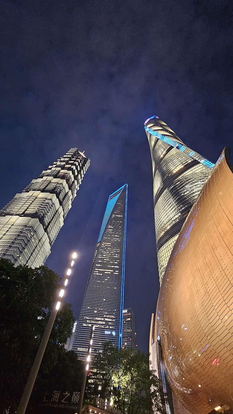 小吃▪ 觀景台 ▪ 迪士尼~~與小情人大手牽小手系列之上海自由行