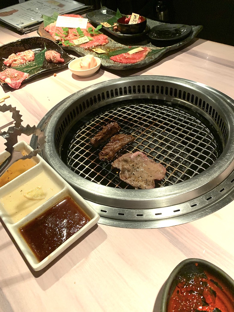 點我看大圖 <日本>2023關西~吃不停。京都八坂神社、弘的燒肉