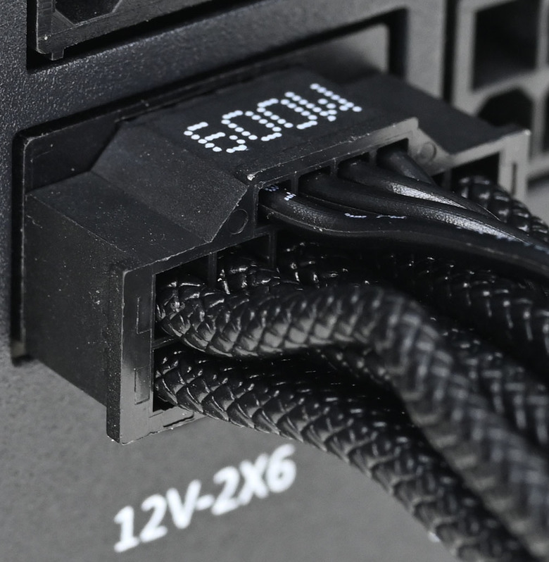 點我看大圖 支援ATX3.1及ATX12VO雙標準的ENERMAX PlatiGemini 1200W白金全模組化電源開箱