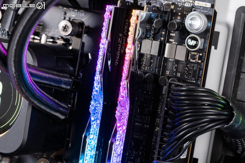 芝奇 G.Skill Trident Z5 Royal Neo 皇家戟 EXPO DDR5-8000 超頻記憶體開箱實測 將 AMD 平台推向更高時脈效能