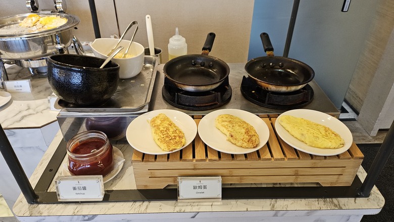 我們家的兩天一夜宜蘭行 - 宜蘭市農會超好買 / 羅東祥瑞渡小月餐廳 / 靜候Pizza / 綠舞國際觀光飯店 / 巧晏魚坊
