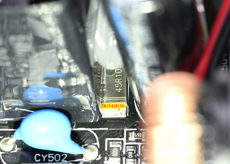 海韻青龍VERTEX PX-1200 ATX3甲辰龍年限定版白金全模組化電源開箱