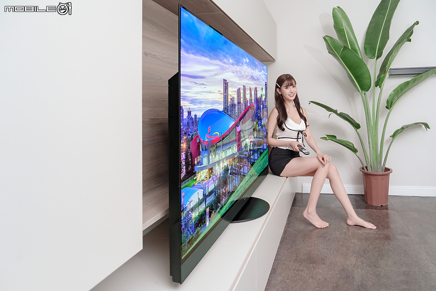 點我看大圖 Panasonic TV-65Z95AGT 智慧型顯示器|OLED 技術結合全新 Fire TV 打造極致視聽娛樂