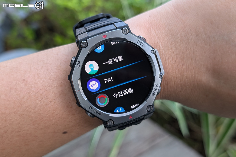 華米 Amazfit T-Rex 3 軍規運動手錶｜風格硬派，專為戶外探險而生！