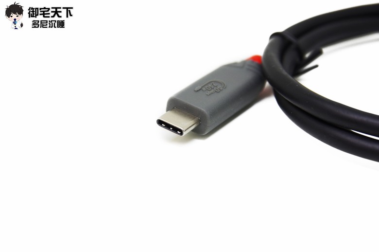 開箱｜【LINDY 林帝】ANTHRA 系列 USB4 Gen3x2 傳輸線（36956、36957、36958） - 三種長度全都看，體驗 40Gbps / 8K@60Hz / 240W 高效傳輸！