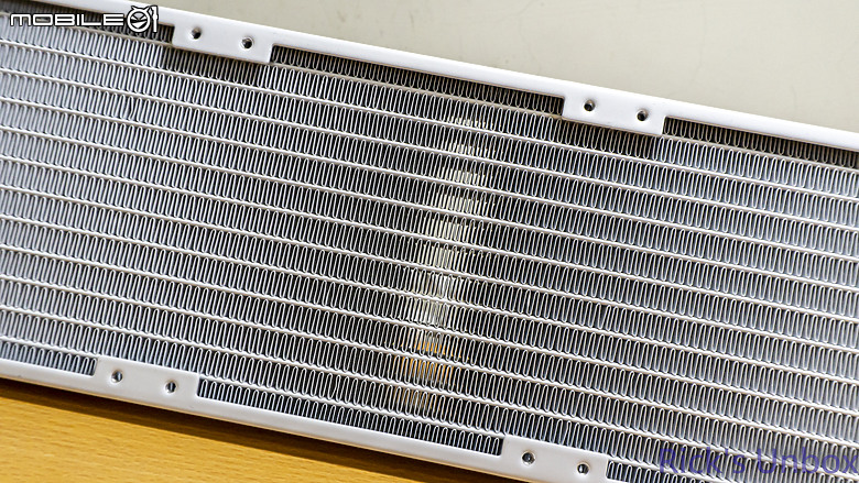 【開箱】冰炫風降溫效果的"冰旋峰"水冷 | darkFlash DN360S 冰旋峰 LCD WHITE