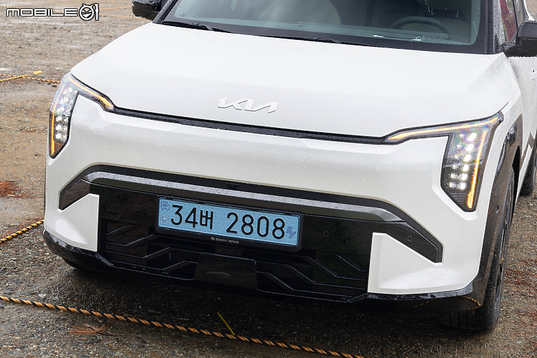 Kia EV3 韓國試駕｜重量級純電小休旅，宛如縮小版EV9真的很有料！