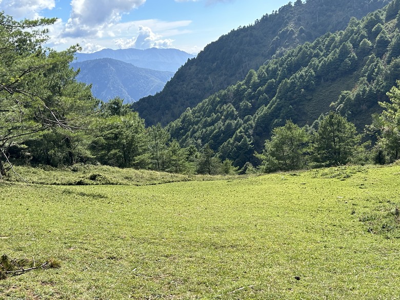 登麟趾山 朝聖台灣之巔玉山