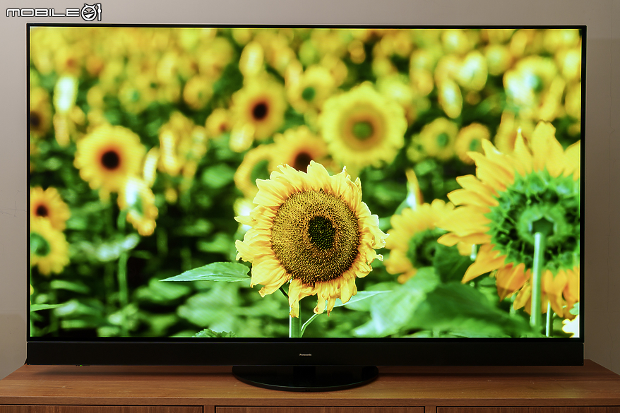 Panasonic TV-65Z95AGT 智慧型顯示器｜OLED 技術結合全新 Fire TV 打造極致視聽娛樂