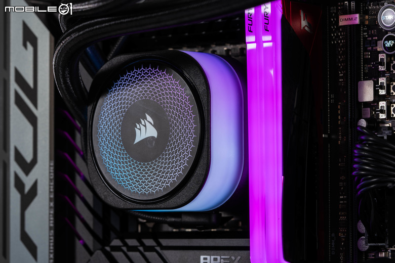 CORSAIR iCUE LINK TITAN 360 RX RGB 一體式水冷散熱器開箱試用 以更高的溫度壓制力應對未來處理器挑戰