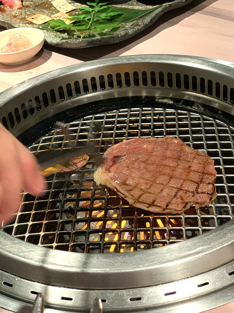 點我看大圖 <日本>2023關西~吃不停。京都八坂神社、弘的燒肉