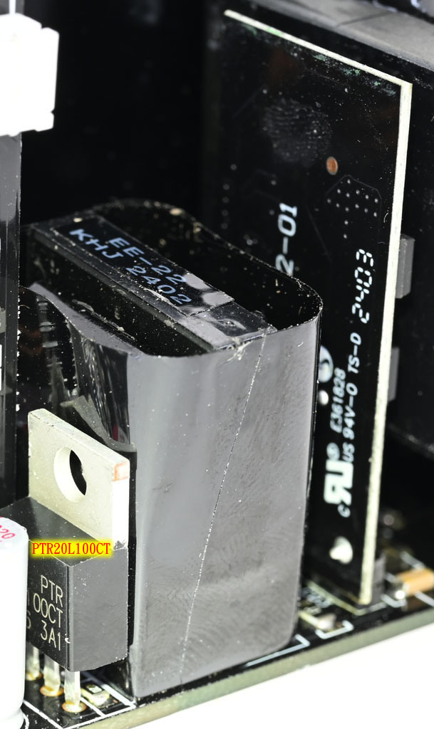 點我看大圖 支援ATX3.1及ATX12VO雙標準的ENERMAX PlatiGemini 1200W白金全模組化電源開箱