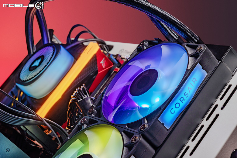 CORSAIR iCUE LINK TITAN 360 RX RGB 一體式水冷散熱器開箱試用 以更高的溫度壓制力應對未來處理器挑戰