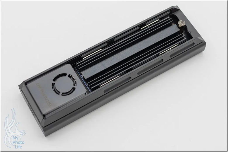 GRAUGEAR G-M205-20G-F USB 3.2 Gen2x2 20Gbps M.2外接盒 硬碟外接座．開箱測試