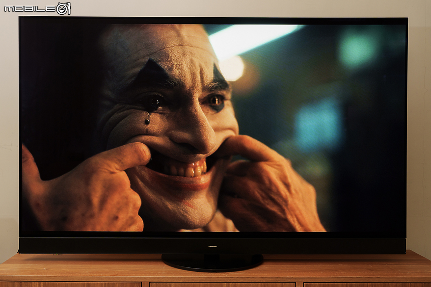 Panasonic TV-65Z95AGT 智慧型顯示器｜OLED 技術結合全新 Fire TV 打造極致視聽娛樂