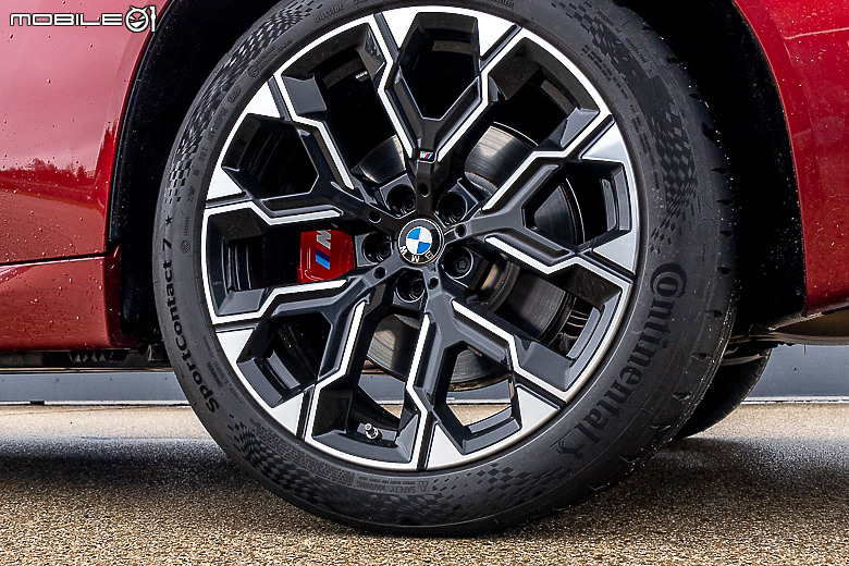 BMW 大改款 X3 德國試駕｜加諸科技新風貌，再度擦亮 SAV 招牌！