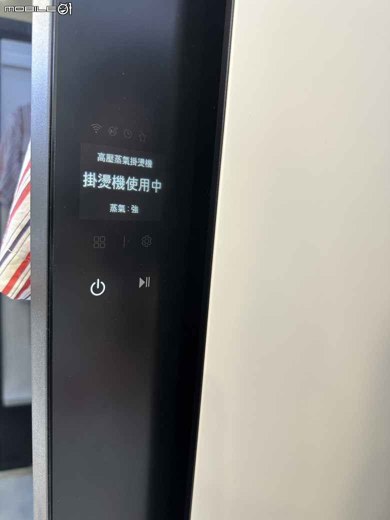 【現場體驗】LG Styler 蒸氣電子衣櫥第二代，內建高壓蒸氣掛燙機，AI護理衣物
