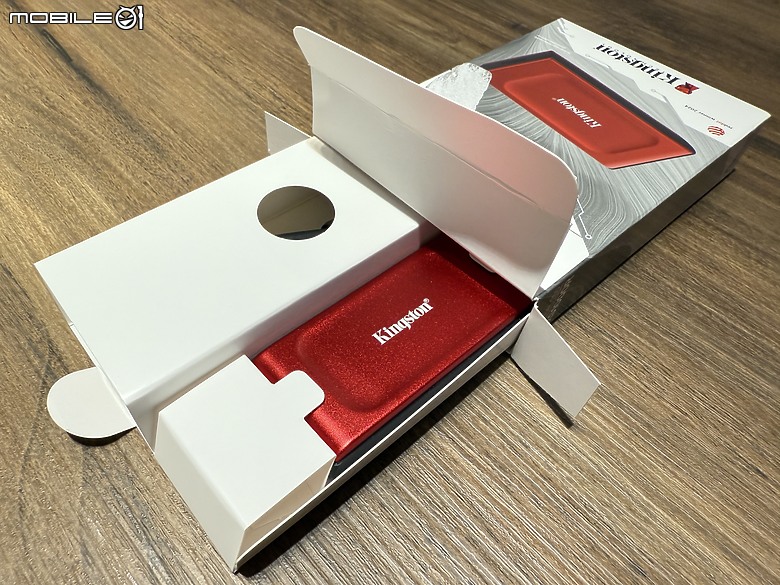 數位時代必備的隨身部品！Kingston XS1000 2TB 外接SSD硬碟 真實測試！