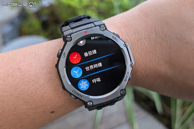 華米 Amazfit T-Rex 3 軍規運動手錶｜風格硬派，專為戶外探險而生！