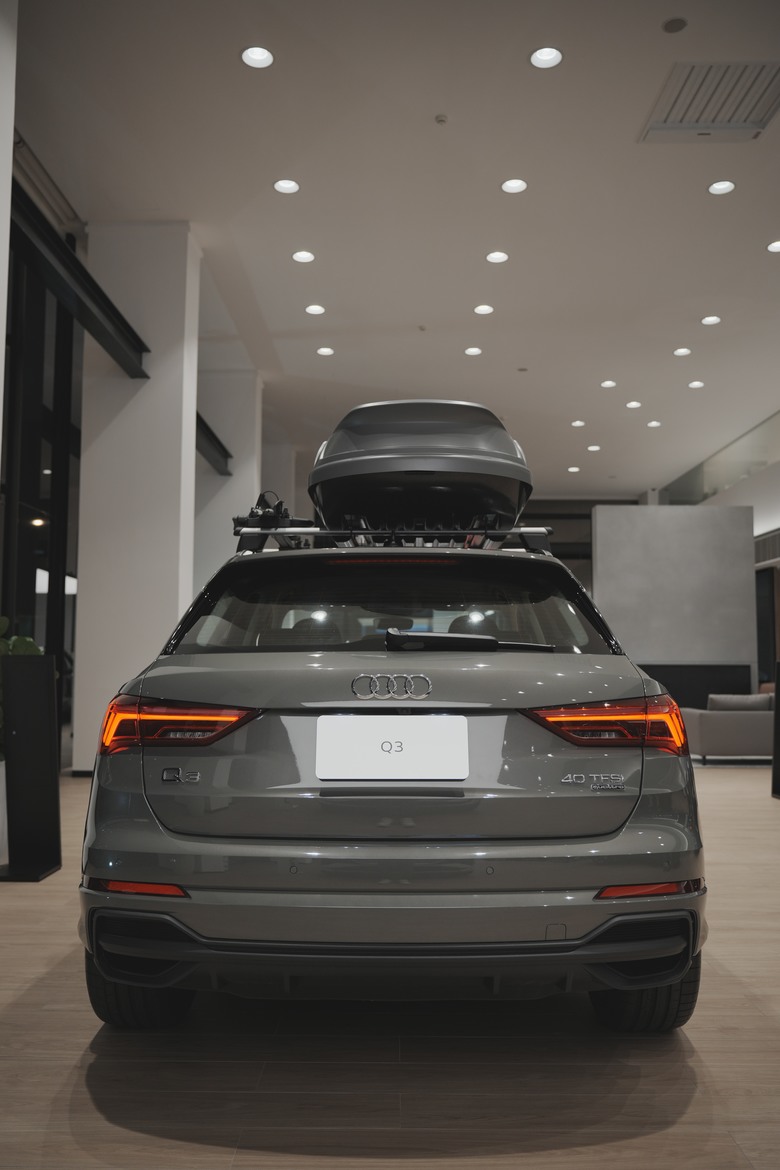 Audi Q3 40 TFSI quattro S line｜金屬克洛諾斯灰 Chronos Grey Z7｜實車照片分享