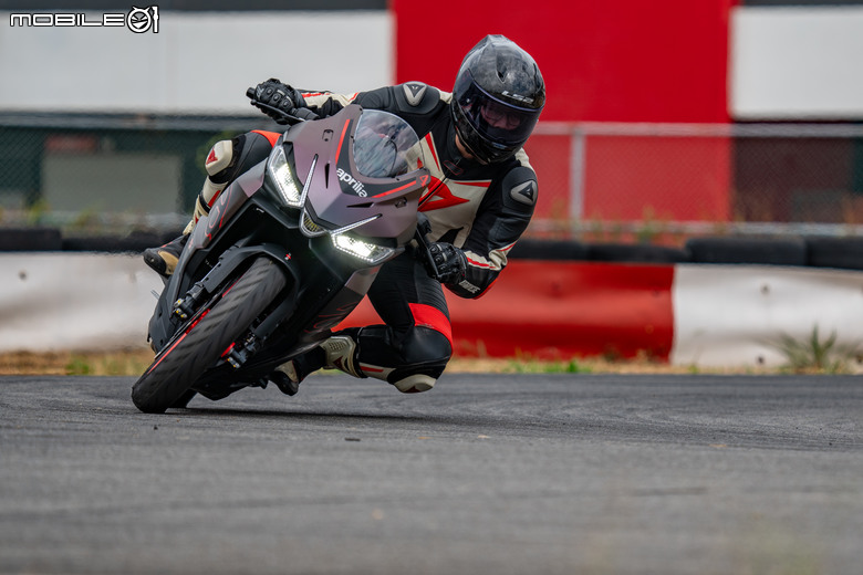 Aprilia RS 457試駕|藏不住的武鬥派熱血!同級最強雙缸小獅王!